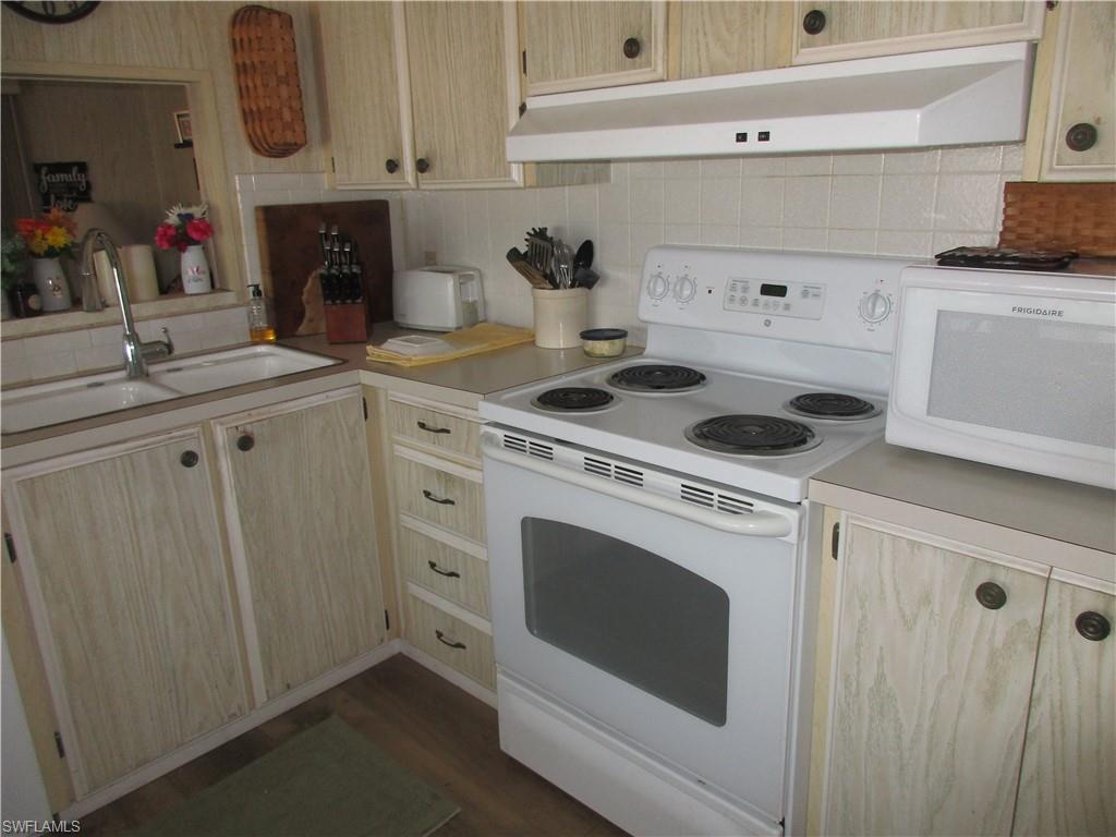 SPRING CREEK VILLAGE - Residential
