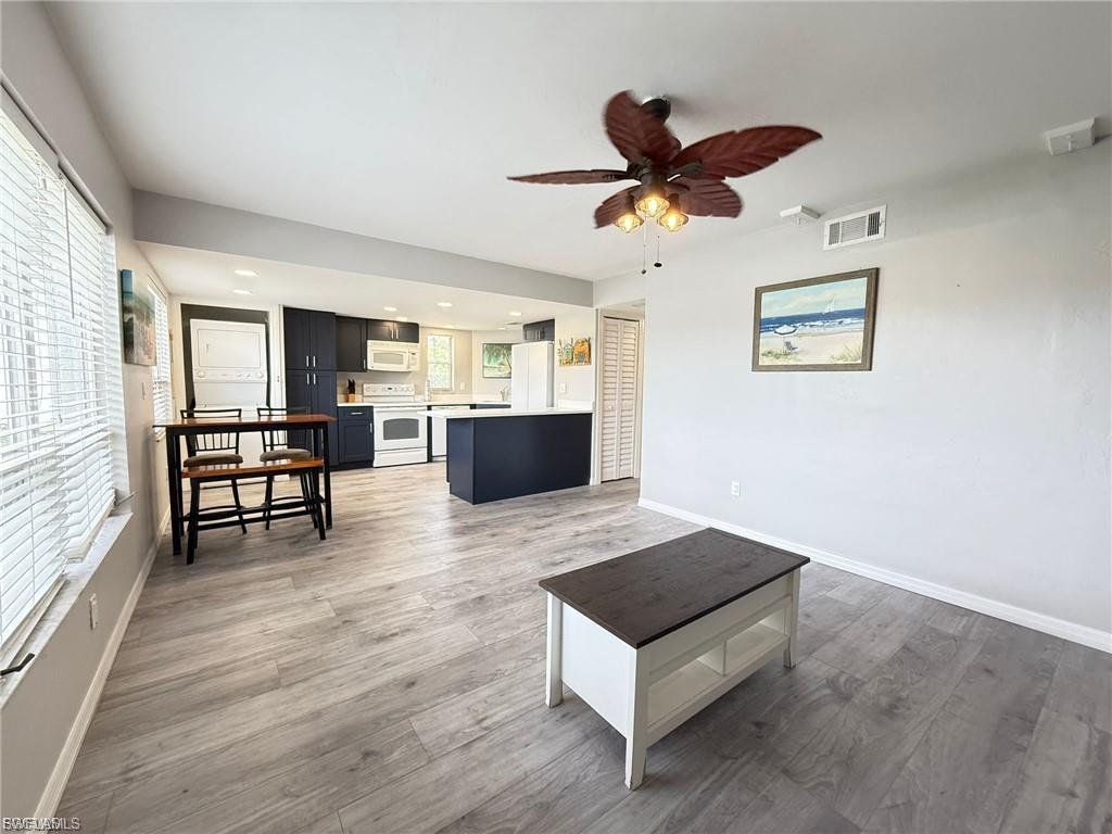PARKWAY VILLAGE - Residential
