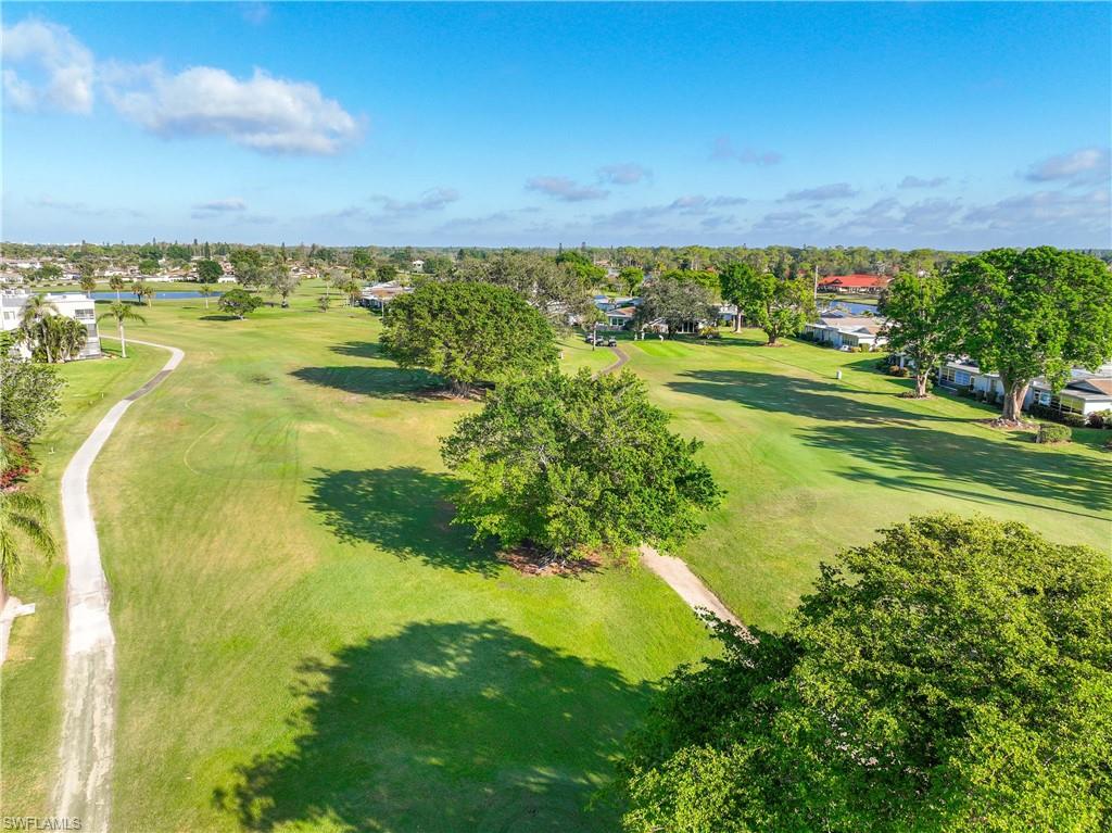 LAKEWOOD VILLAS - Residential