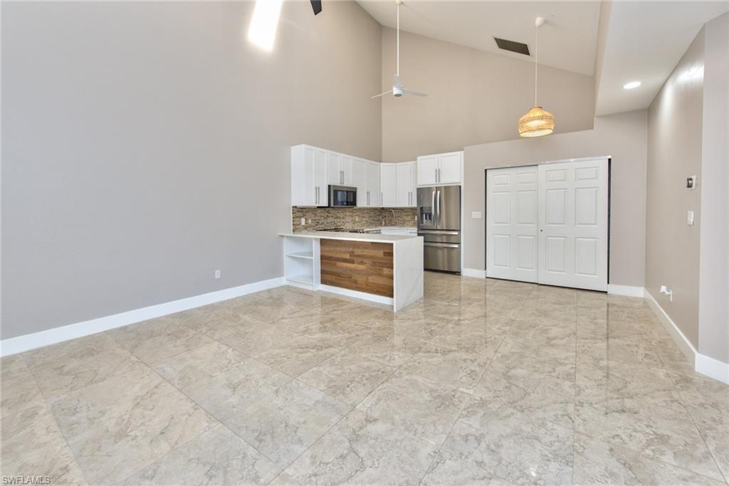 COURTYARDS - Residential Lease