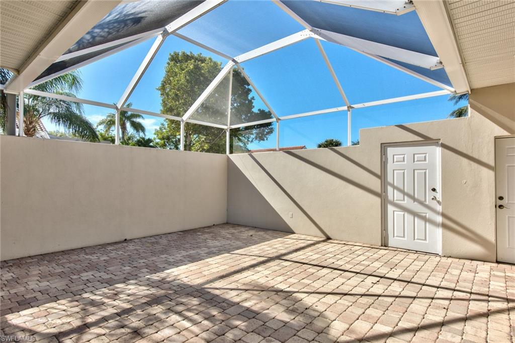 COURTYARDS - Residential Lease
