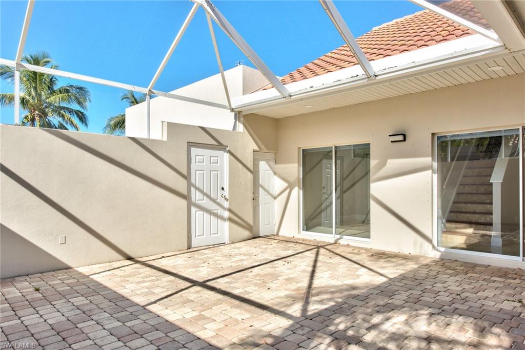 COURTYARDS - Residential Lease