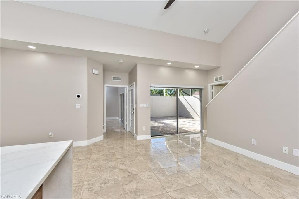COURTYARDS - Residential Lease