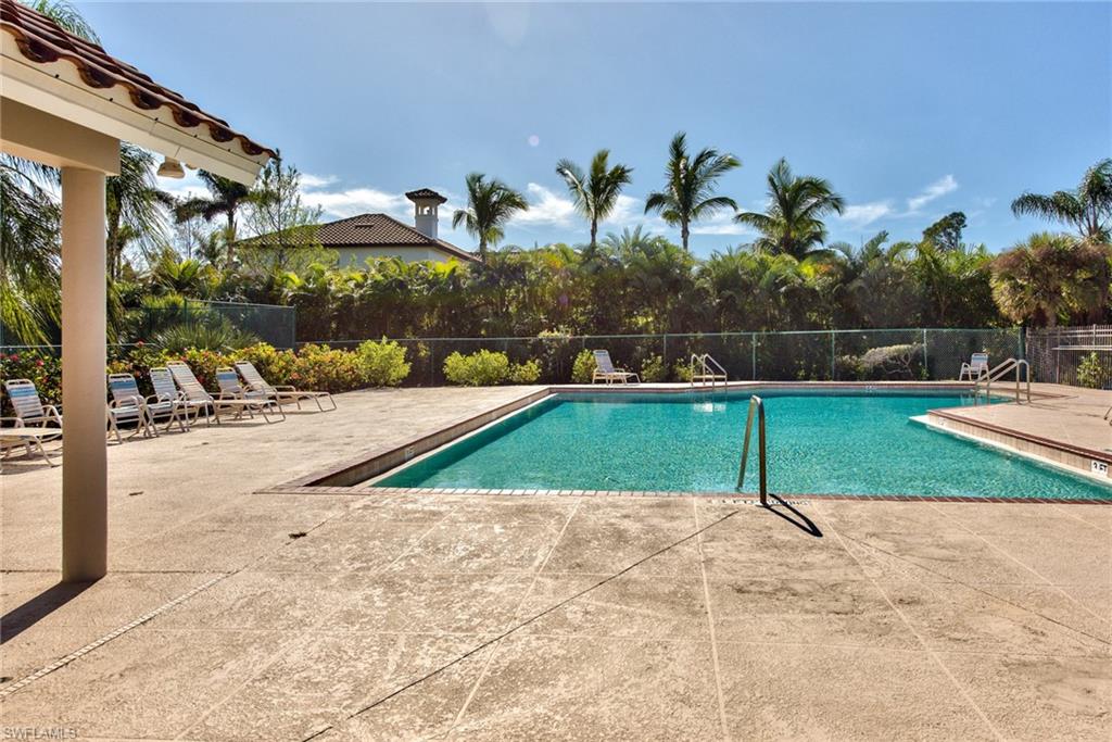 COURTYARDS - Residential Lease
