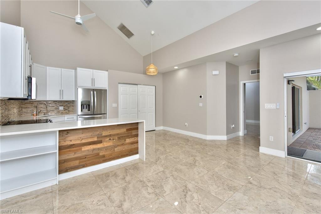 COURTYARDS - Residential Lease