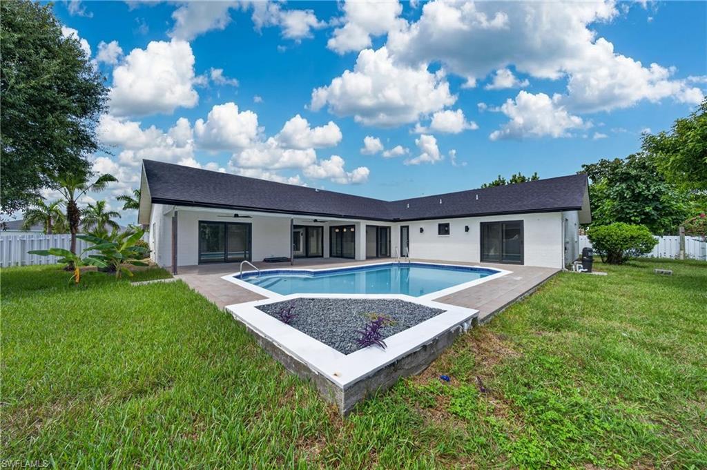 CAPE CORAL - Residential