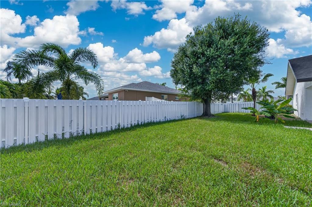 CAPE CORAL - Residential