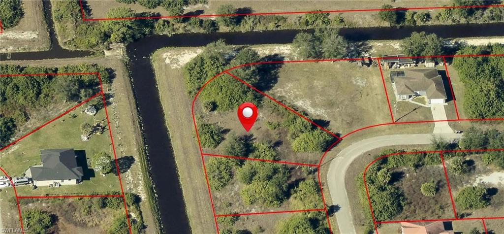 LEHIGH ACRES - Land
