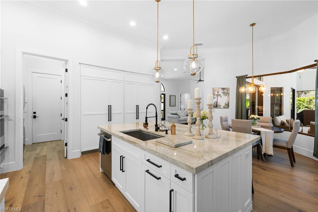 MONTEREY - Residential