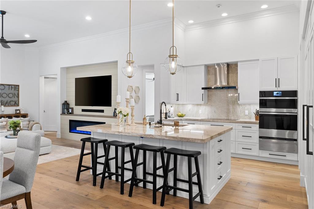 MONTEREY - Residential