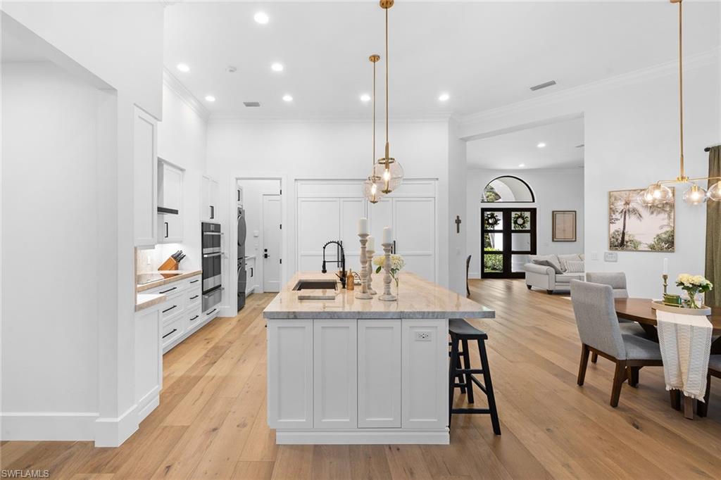 MONTEREY - Residential