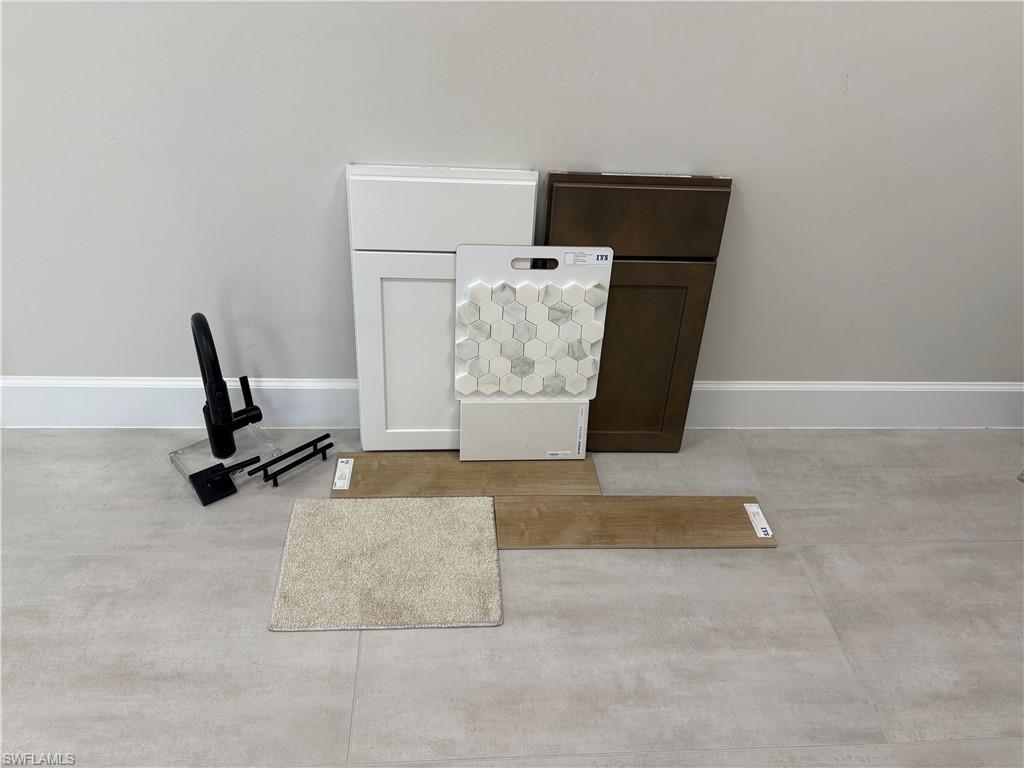 DEL WEBB OAK CREEK - Residential