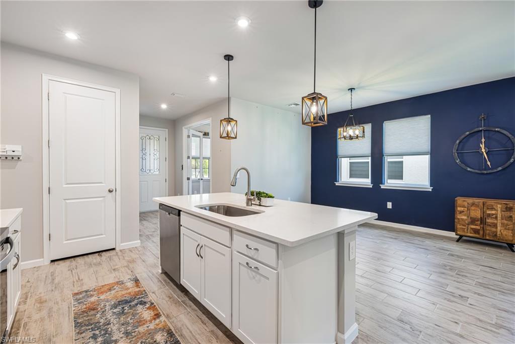BONAVIE COVE - Residential