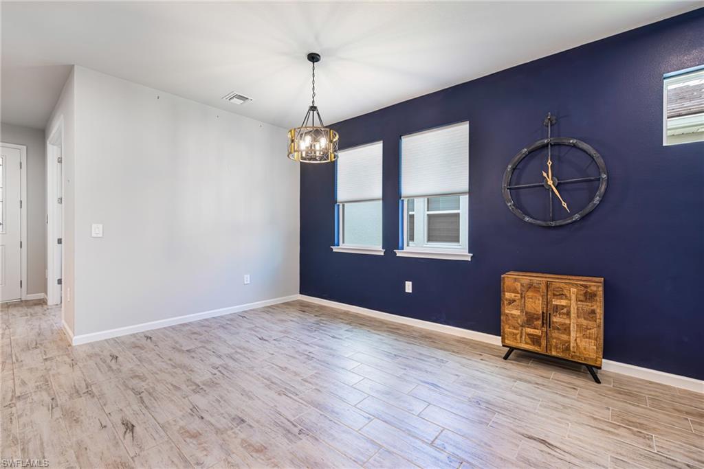 BONAVIE COVE - Residential