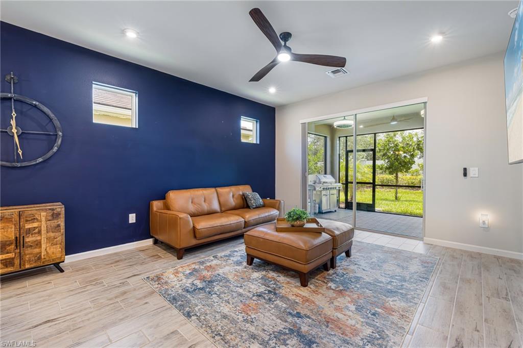 BONAVIE COVE - Residential