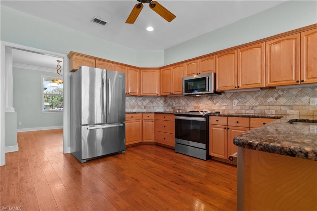 RIVERWIND COVE - Residential