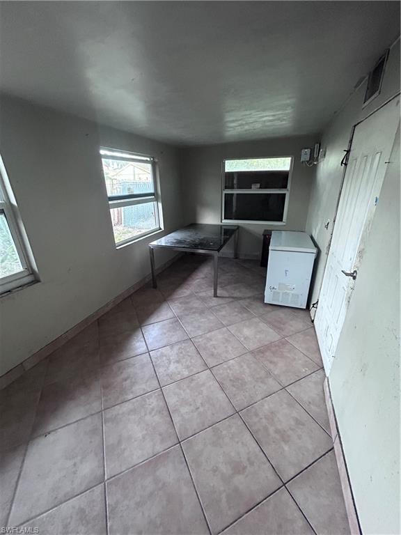 FORT MYERS SHORES - Residential