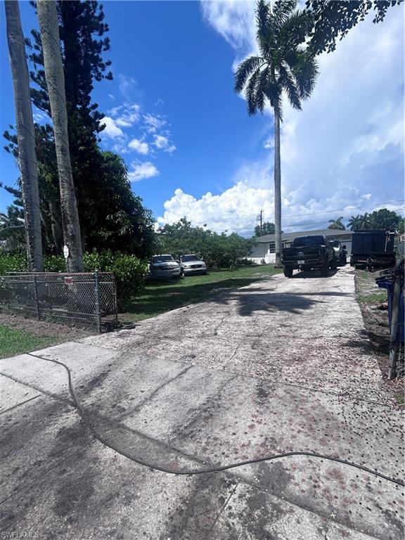 FORT MYERS SHORES - Residential