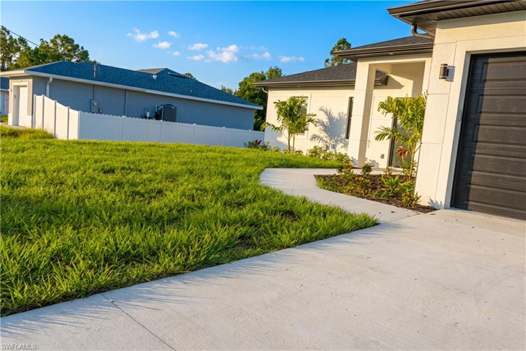 LEHIGH ACRES - Residential