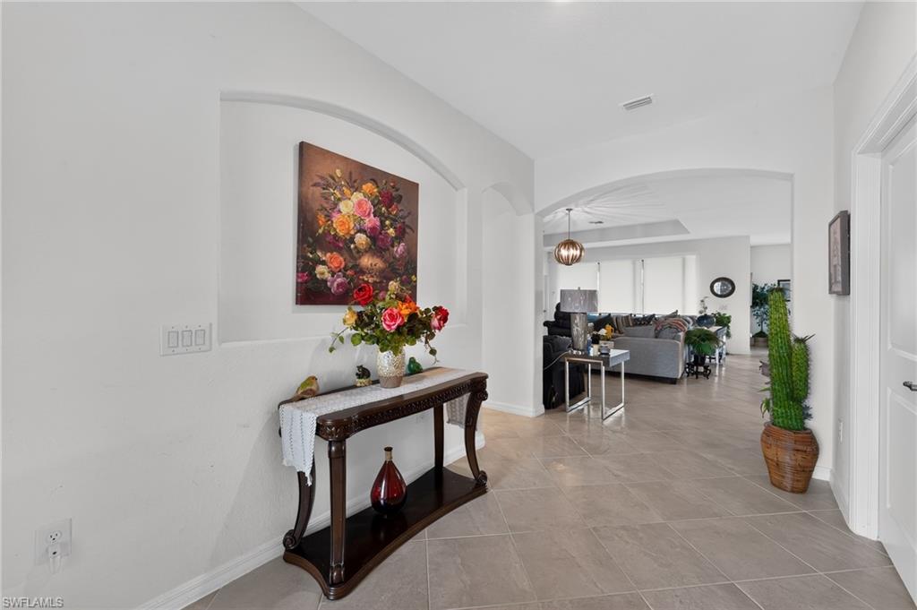 PORTICO - Residential