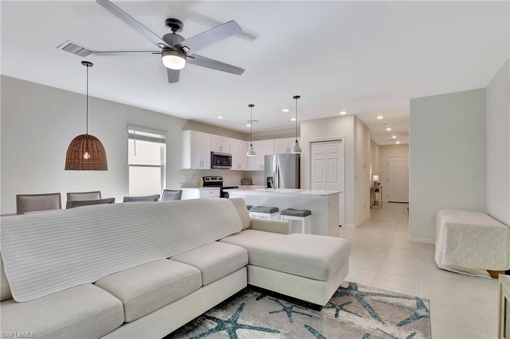 MEADOWOOD - Residential