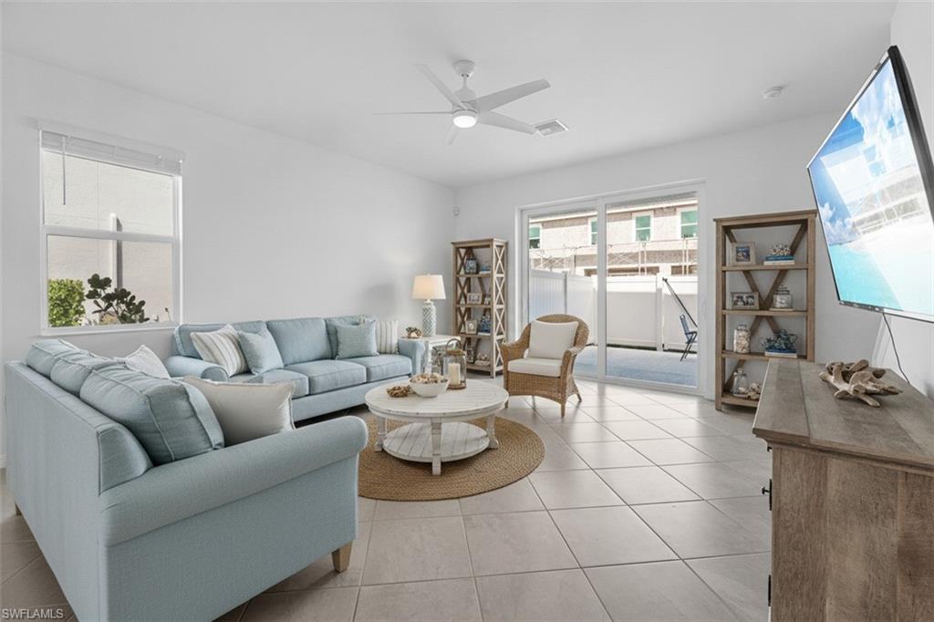 TUCKERS COVE - Residential