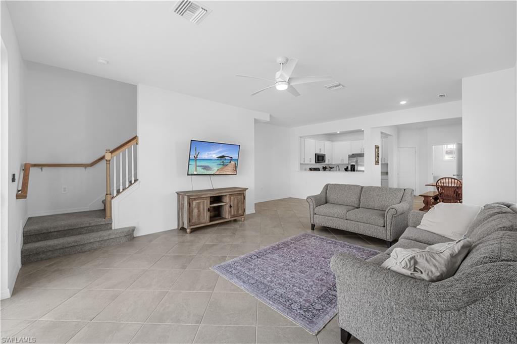 TUCKERS COVE - Residential
