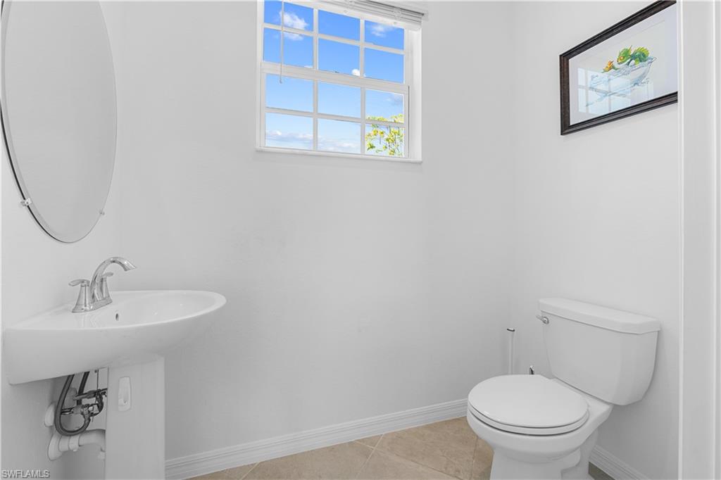 TUCKERS COVE - Residential