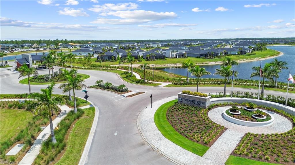 TUCKERS COVE - Residential