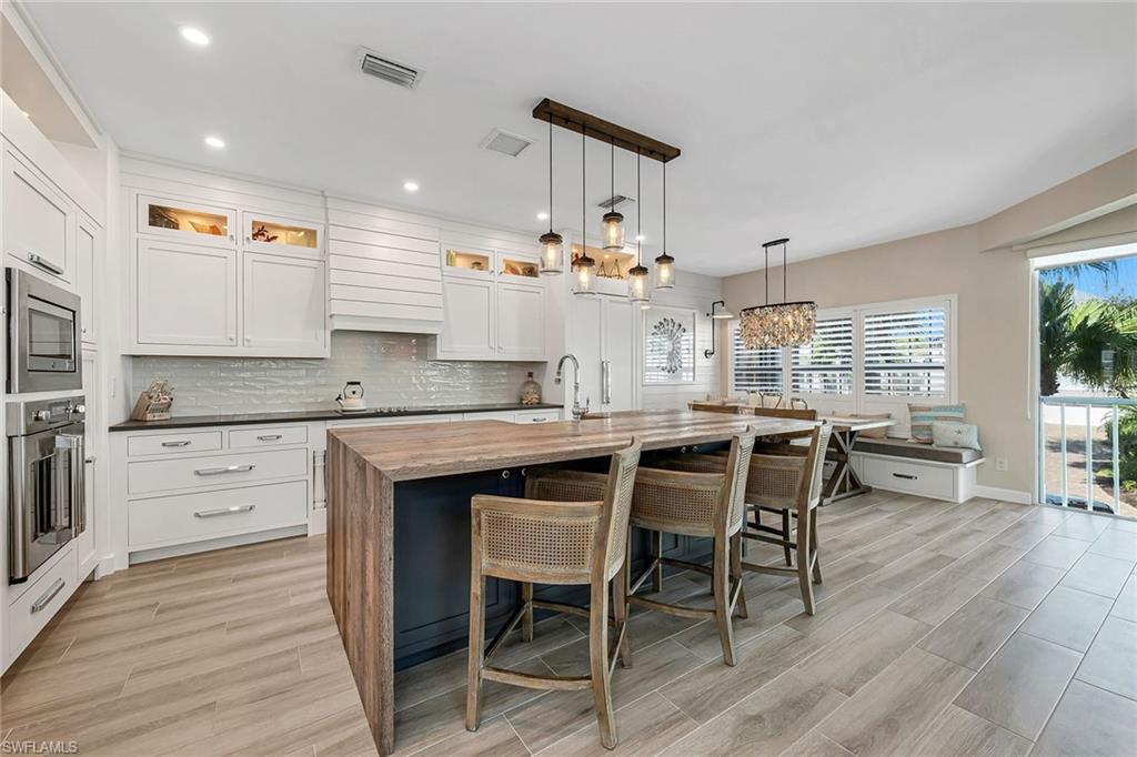 VILLAS AT BAREFOOT BEACH - Residential