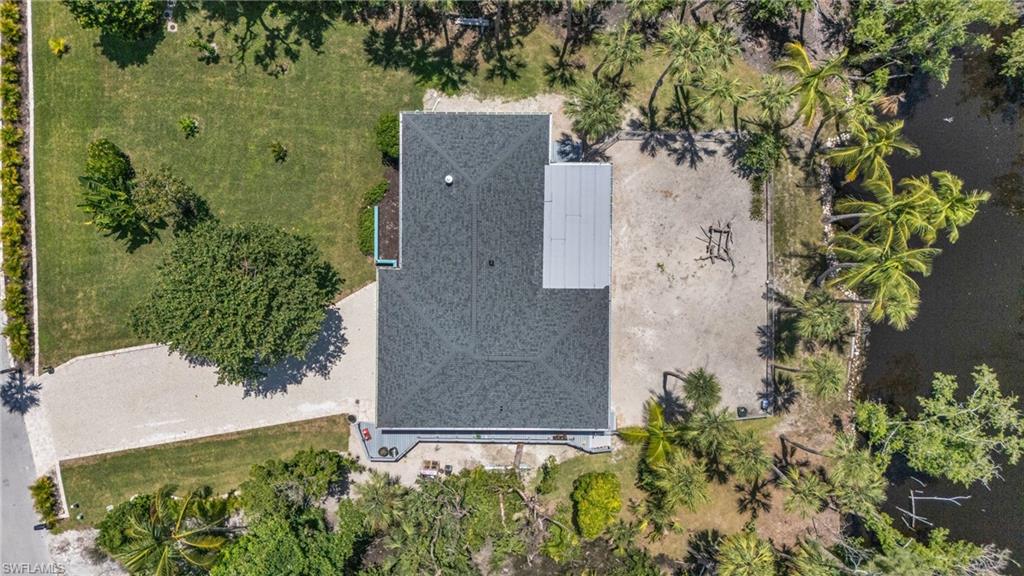 SANIBEL BAYOUS - Residential