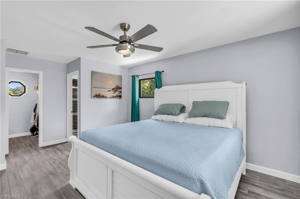 SANIBEL BAYOUS - Residential