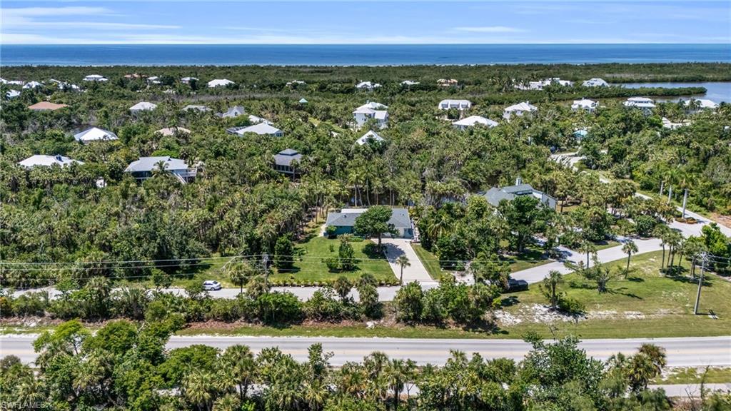 SANIBEL BAYOUS - Residential