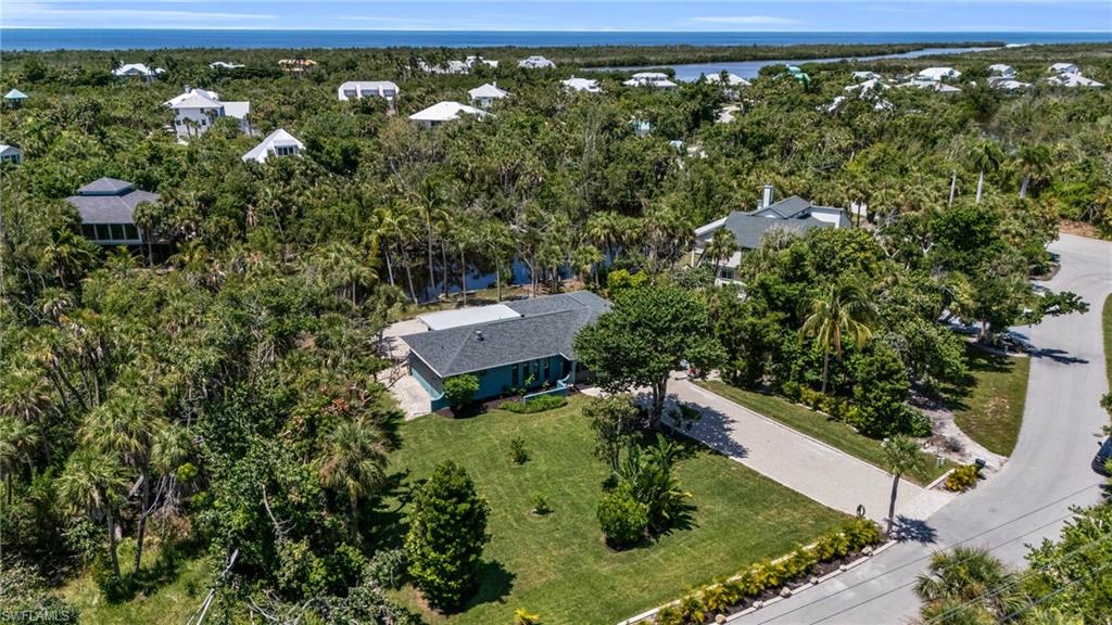 SANIBEL BAYOUS - Residential