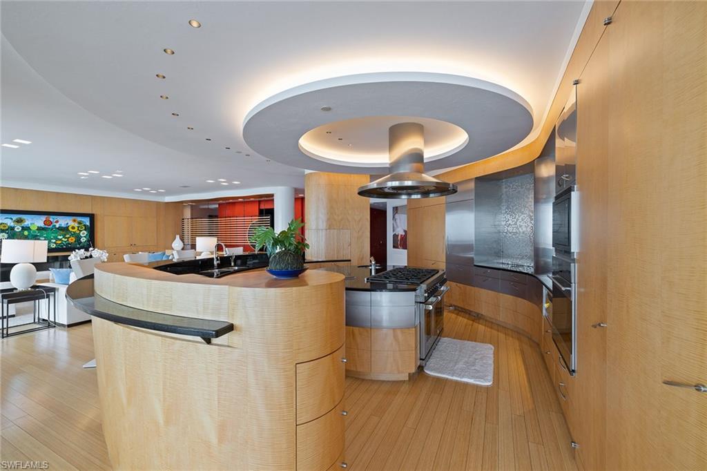 REGENT - Residential