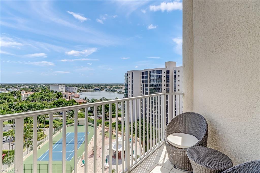 SAVOY - Residential Lease