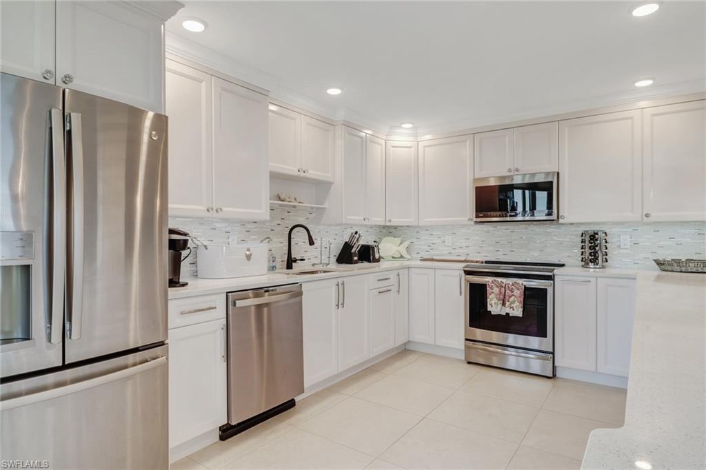 SAVOY - Residential Lease