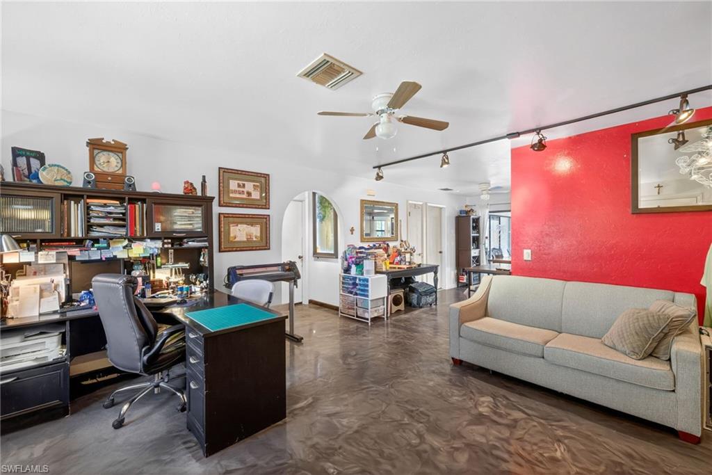 CAPE CORAL - Residential Income