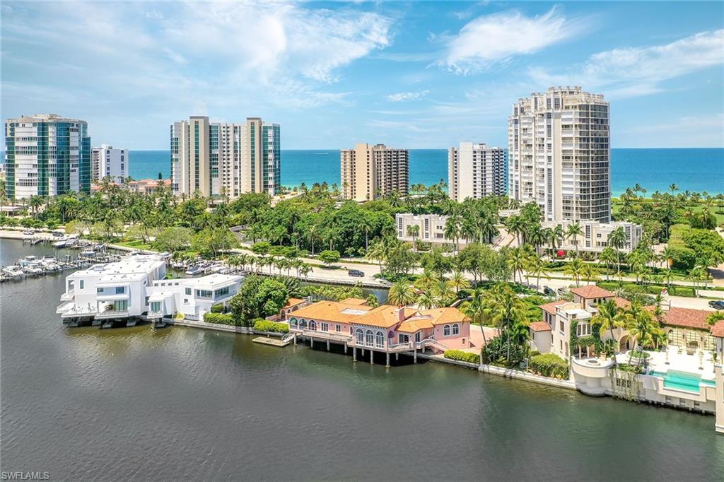 VENETIAN ESTATES - Residential