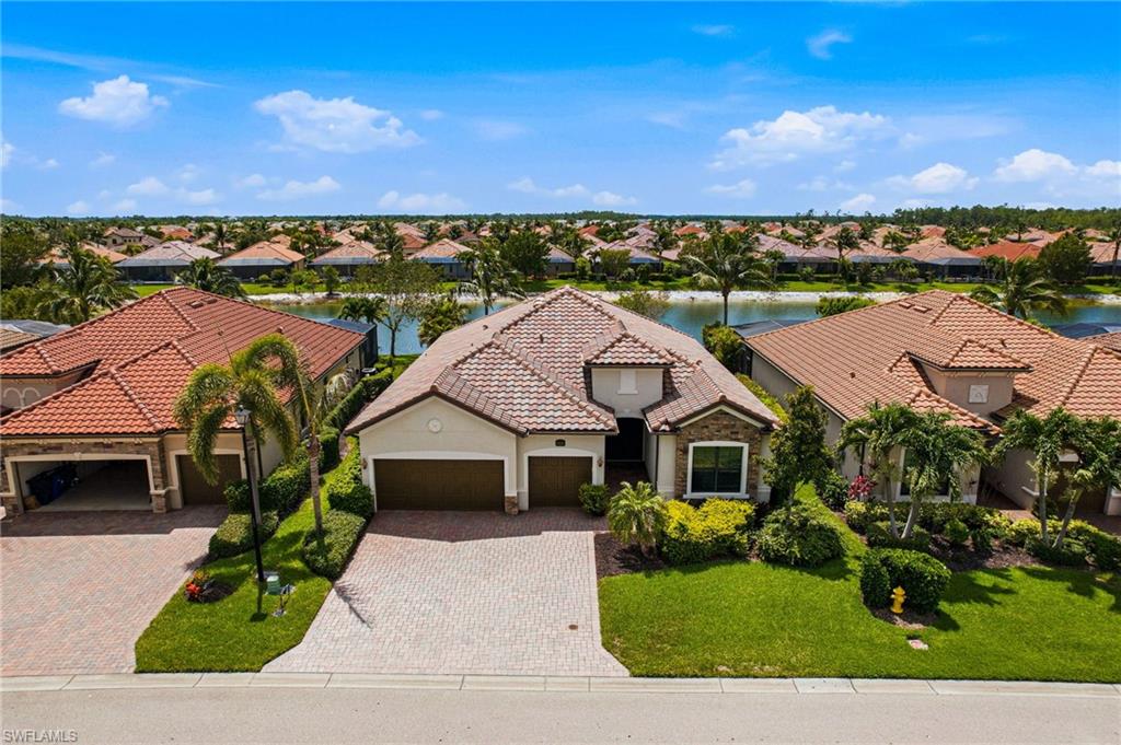 BONITA NATIONAL GOLF AND COUNTRY CLUB - Residential Lease