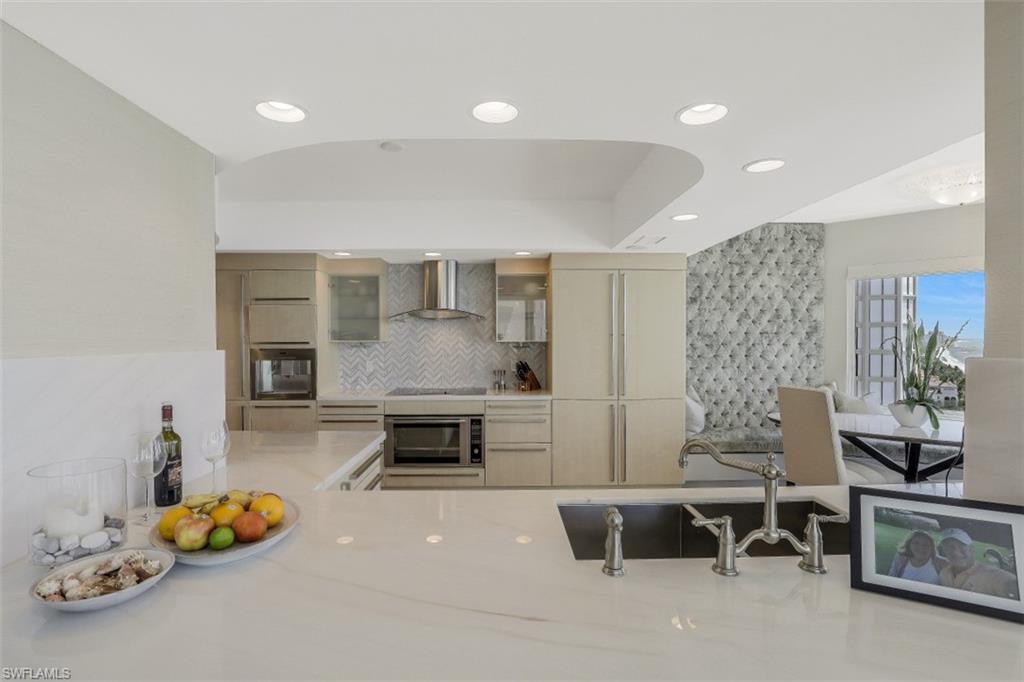 BRIGHTON AT BAY COLONY - Residential
