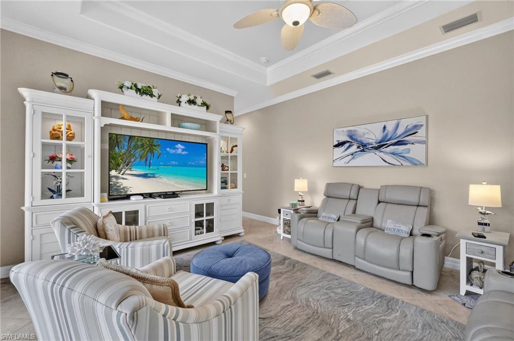 REFLECTION ISLES - Residential