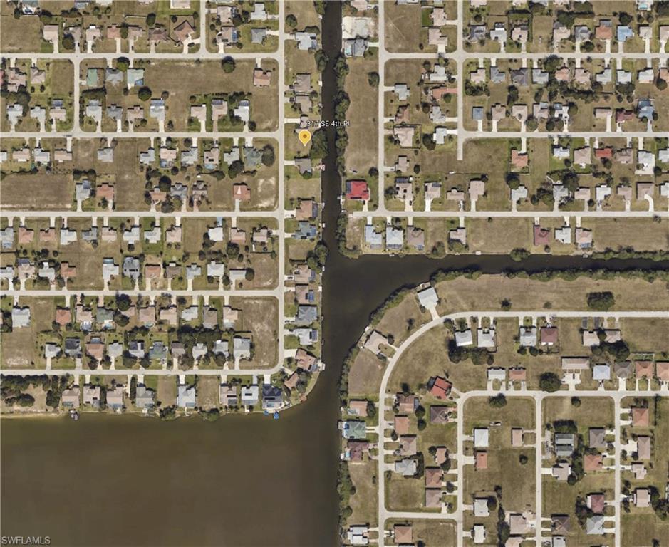 CAPE CORAL - Land