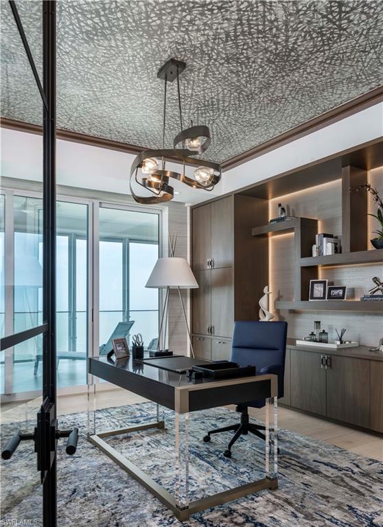 REGENT - Residential