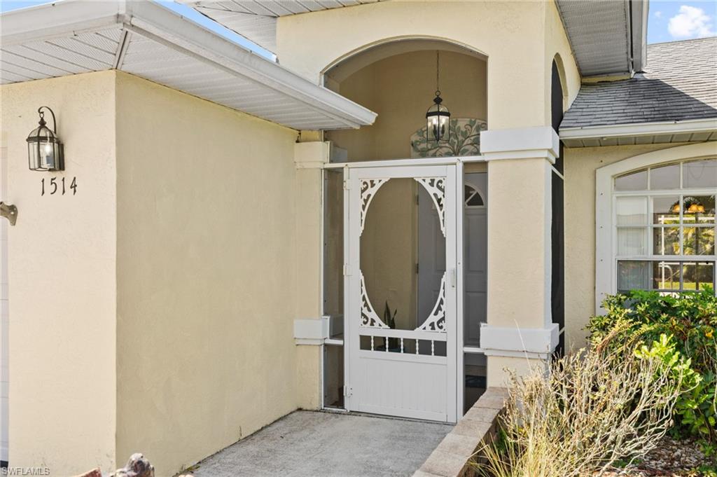 CAPE CORAL - Residential
