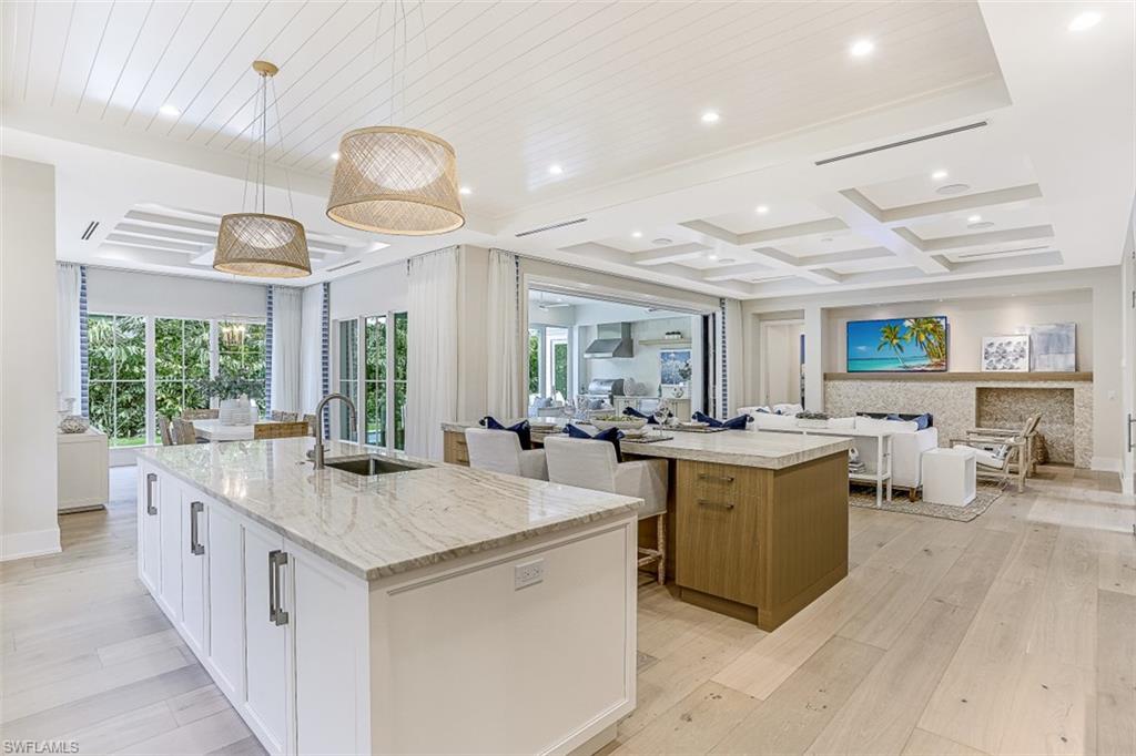 OLDE NAPLES - Residential