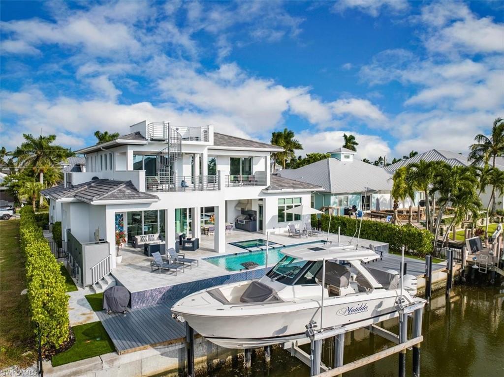 ROYAL HARBOR - Residential