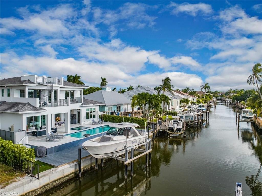 ROYAL HARBOR - Residential