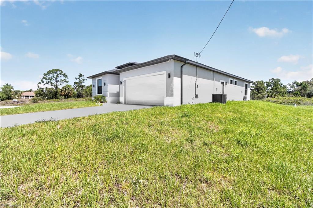 LEHIGH ACRES - Residential