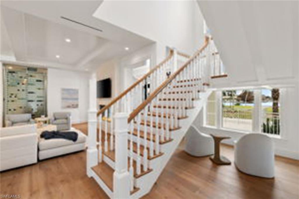 SABRE CAY - Residential